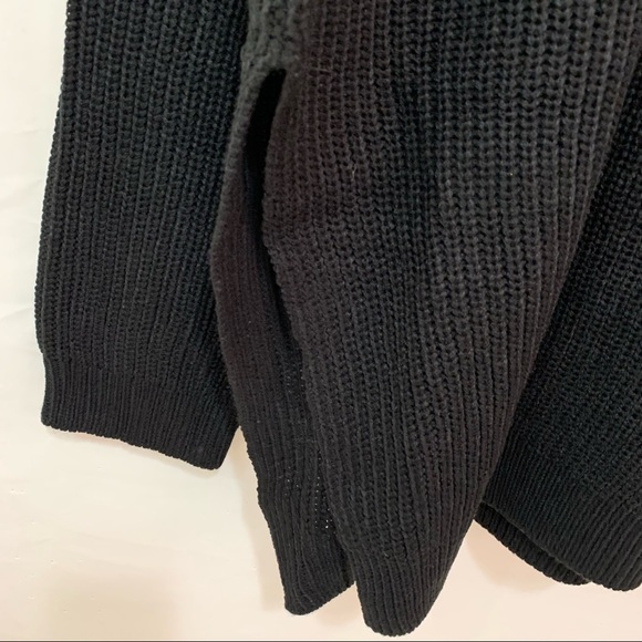 Pretty Little Thing Plus Black Round Neck Side Split Sweater Size XXL - Picture 7 of 7